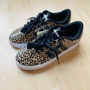 ADIDAS - Leopard Print Court Shoes - Women's Size 6.5 (NEW)